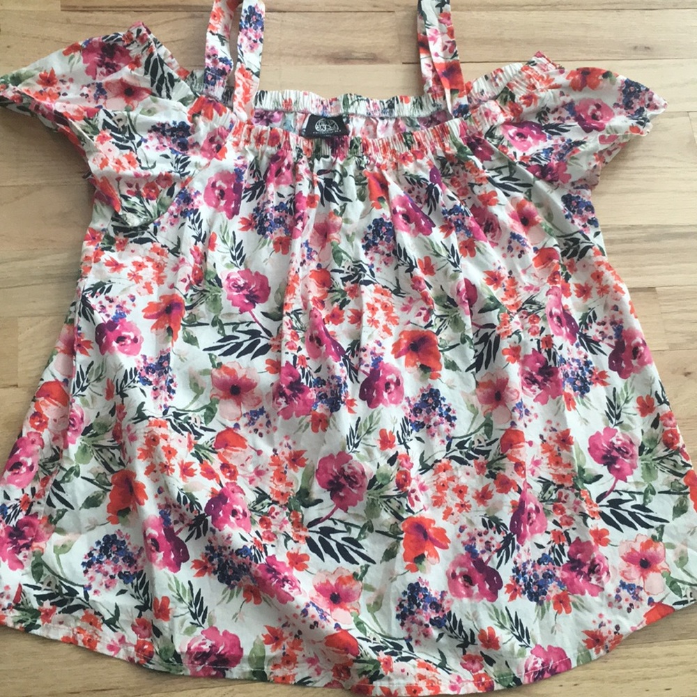Bobeau Medium Petite floral blouse